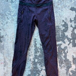 Lululemon Purple Geometric Leggings